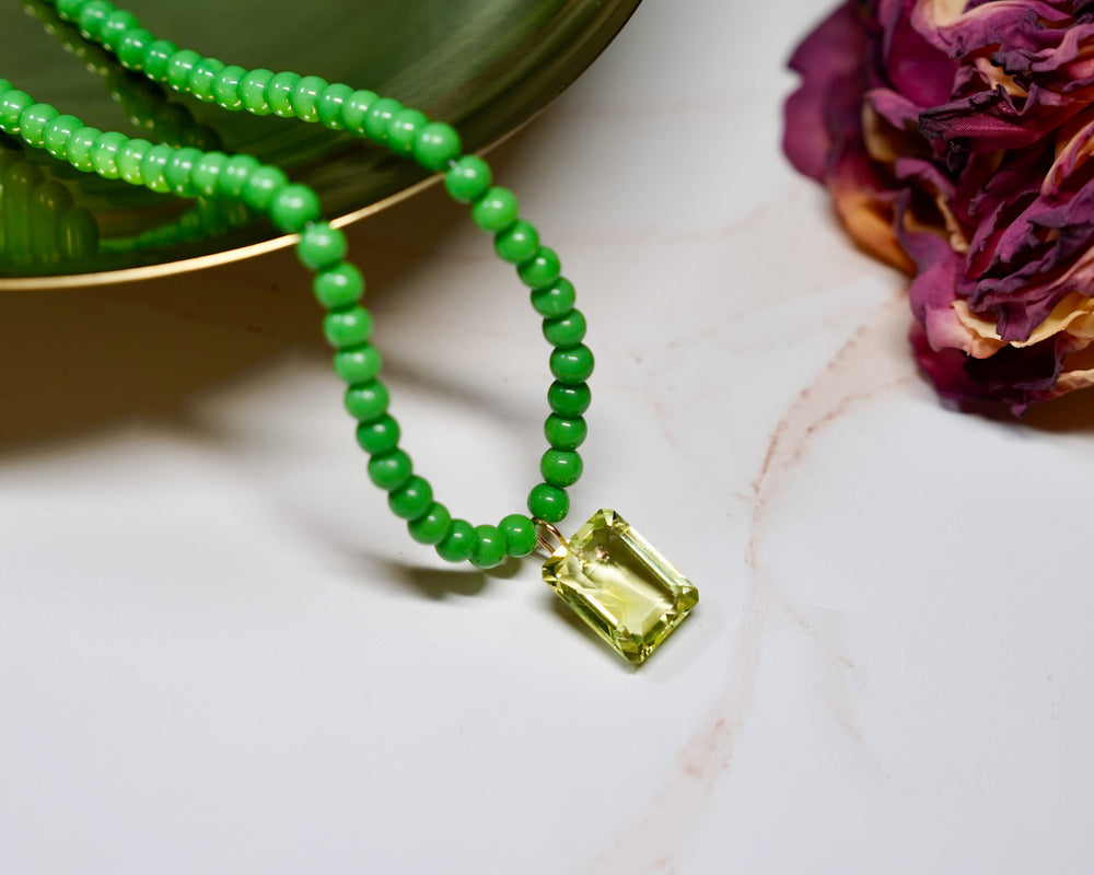 Kelly Green Bead Necklace