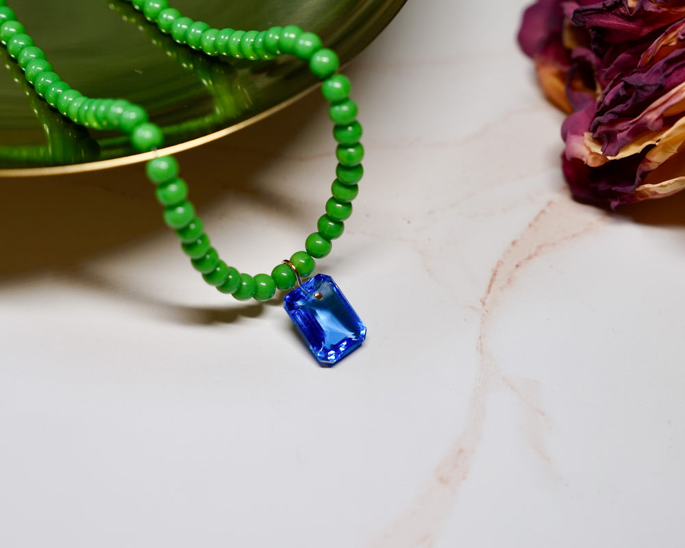 Kelly Green Bead Necklace