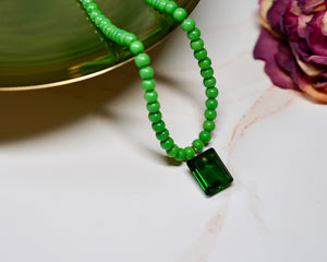 Kelly Green Bead Necklace