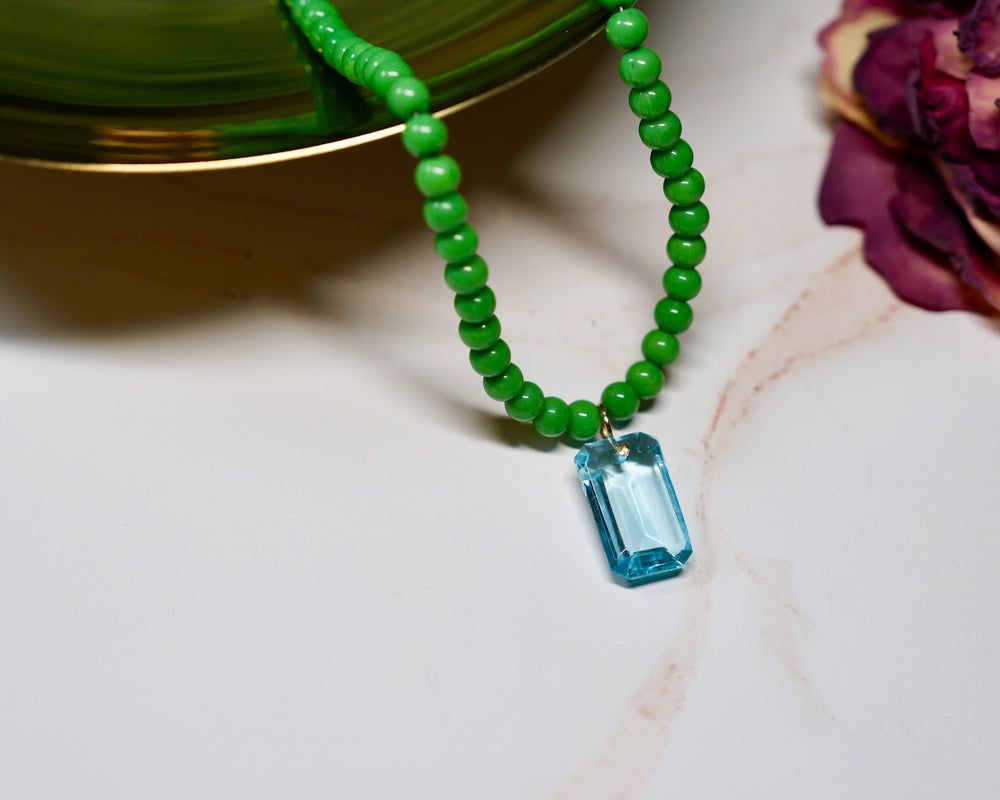 Kelly Green Bead Necklace