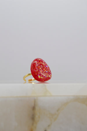 Ivy ring in poppy red