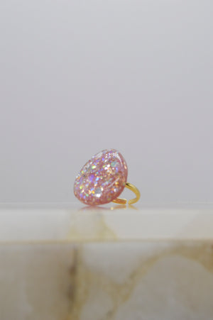 Ivy ring in champagne pink